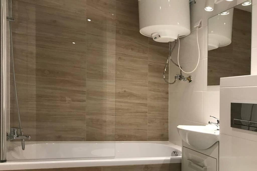 Apartament Nad Wisla, Spacerem Na Kazimierz, Wawel Krakow Luaran gambar